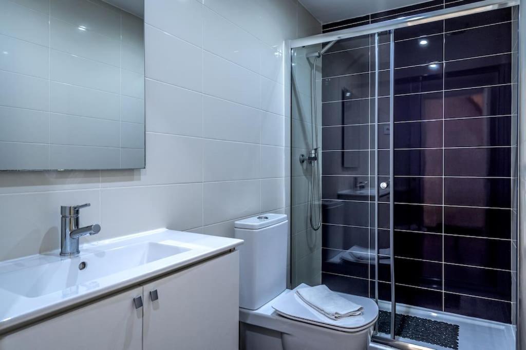 Cozy Ground Floor Studio With Ac And Loft Bedroom Lisboa Extérieur photo
